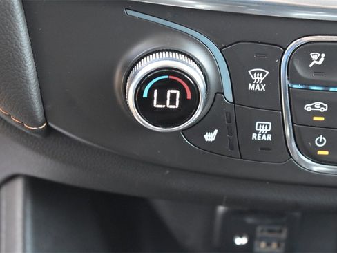 Used 2021 Chevrolet Traverse RS w/ LPO, Floor Liner Package image 41