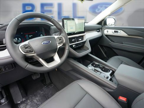 New 2026 Ford Explorer Active w/ Active Comfort Package AWD/4WD image 11