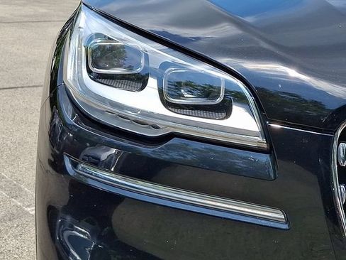 Certified 2024 Lincoln Aviator Black Label AWD/4WD image 9