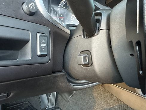 Used 2017 Chevrolet Corvette Grand Sport w/ Carbon Flash Badge Package image 28