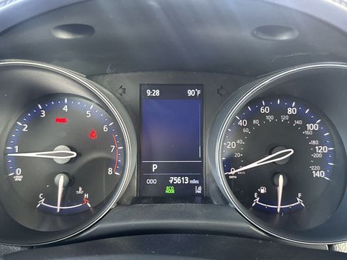 Used 2020 Toyota C-HR XLE FWD image 14