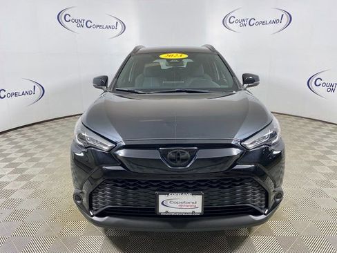 Used 2023 Toyota Corolla Cross S image 2