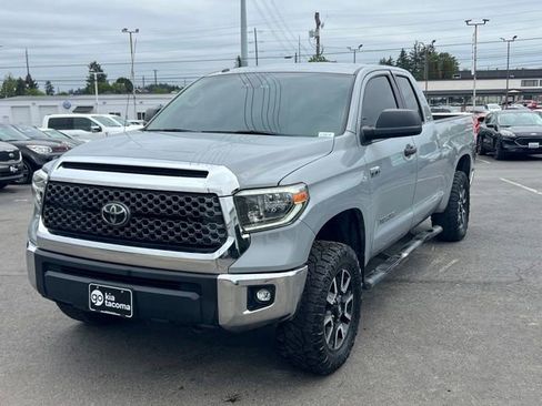 Used 2018 Toyota Tundra SR5 w/ TRD Off Road Package AWD/4WD image 5