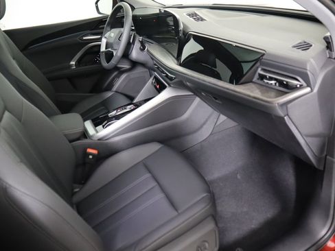 Used 2025 Audi Q5 Premium Plus w/ Premium Plus image 19