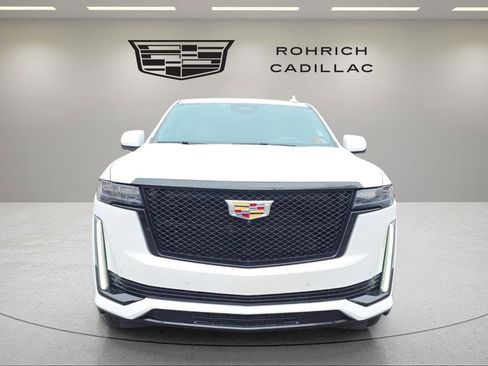 Certified 2024 Cadillac Escalade Sport Platinum w/ Heavy-Duty Trailer Package image 8