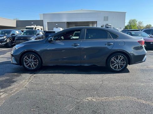 Used 2023 Kia Forte GT-Line w/ GT-Line Premium Package FWD image 5