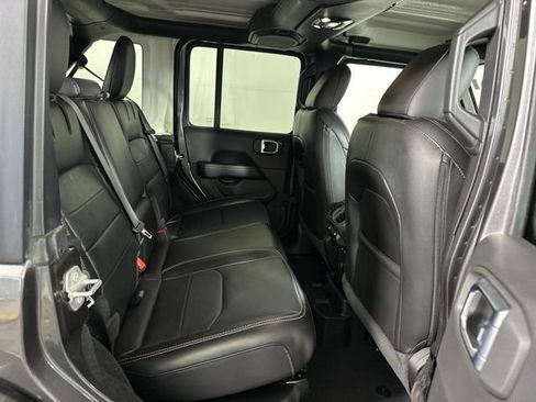 Used 2023 Jeep Wrangler Unlimited Sahara w/ Cold Weather Group image 27