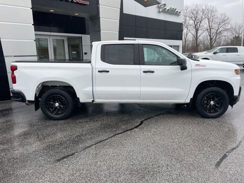 Used 2020 Chevrolet Silverado 1500 W/T w/ WT Value Package AWD/4WD image 12