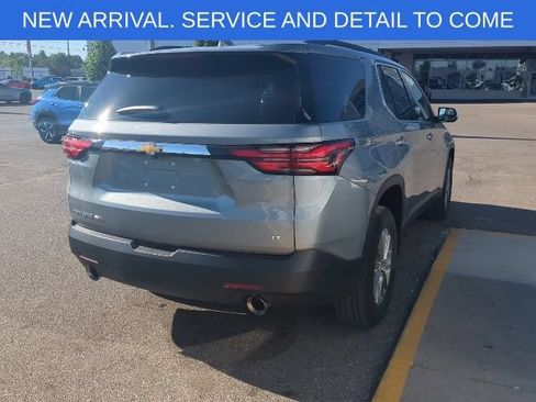 Used 2023 Chevrolet Traverse LT w/ LPO, Floor Liner Package AWD/4WD image 6