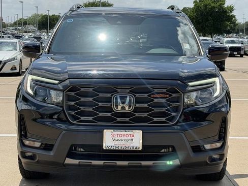 Used 2024 Honda Passport TrailSport image 8