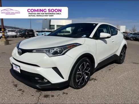 Used 2018 Toyota C-HR XLE image 1