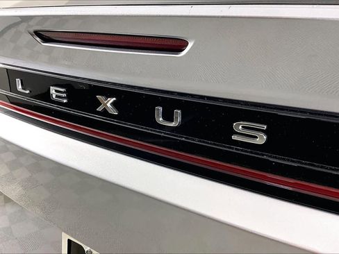 Used 2023 Lexus RZ 450e Premium image 29