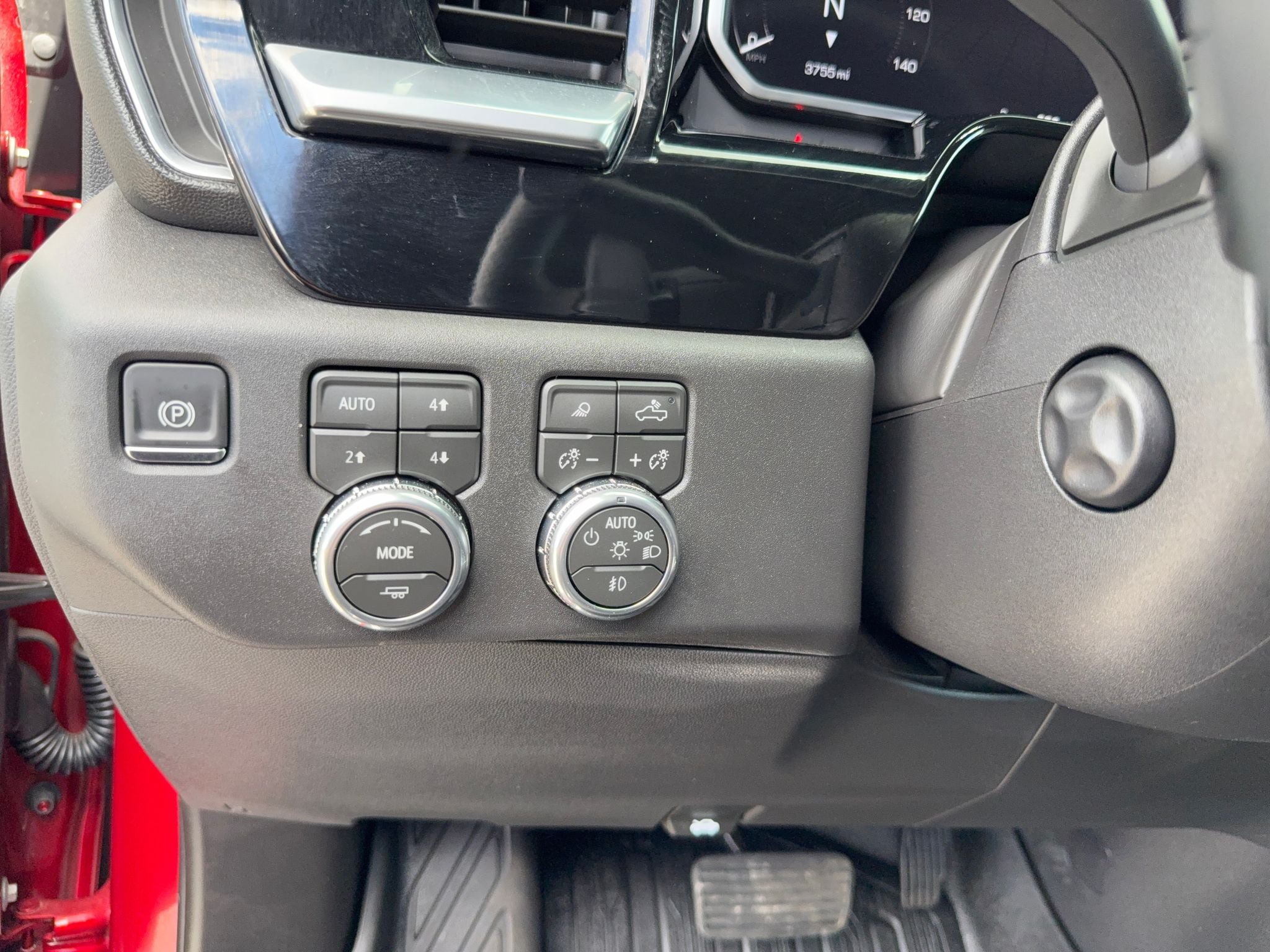 Used 2026 GMC Sierra 1500 SLT w/ SLT Premium Package AWD/4WD image 17