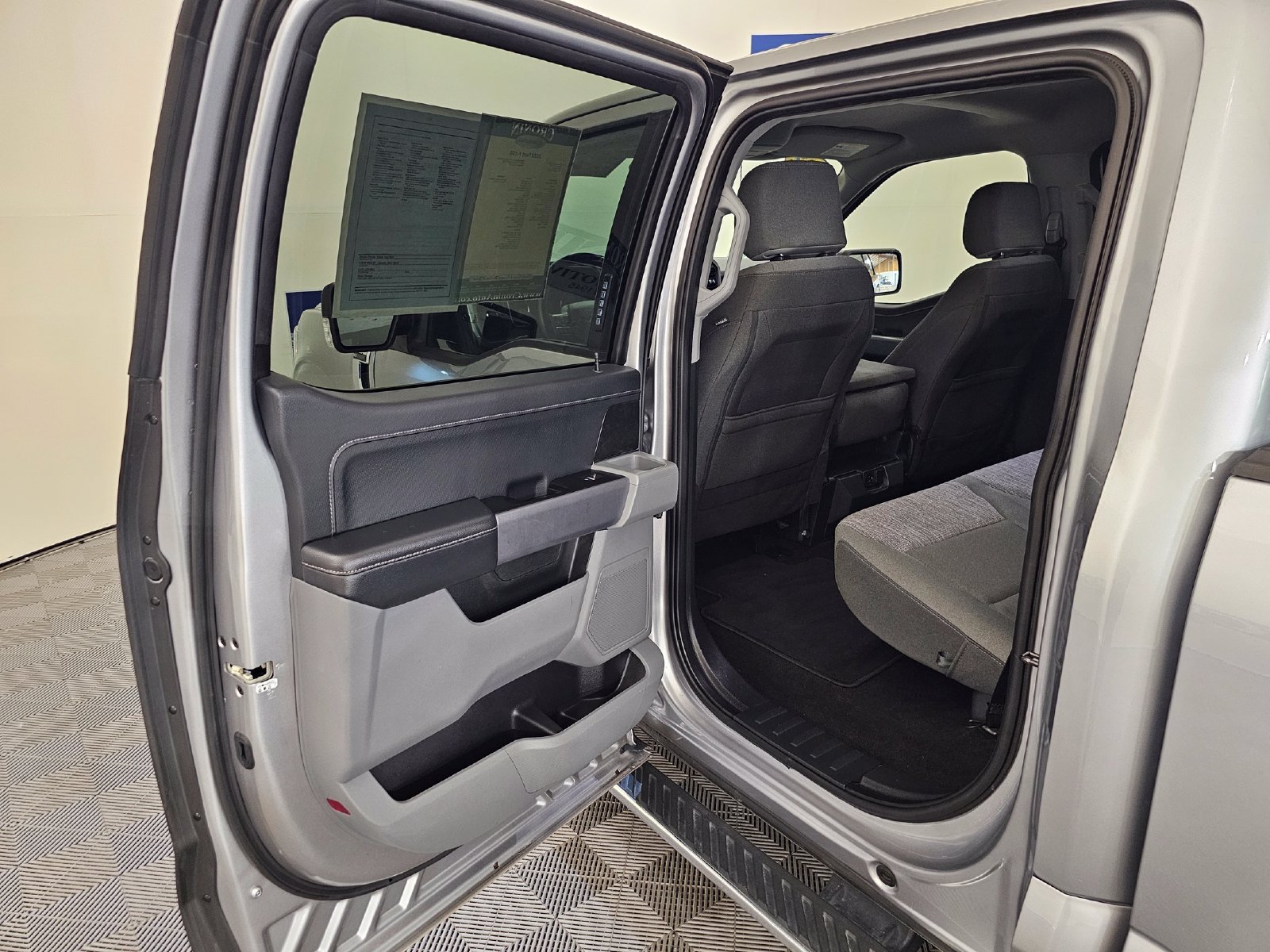Used 2022 Ford F150 XLT w/ Equipment Group 302A High AWD/4WD image 20
