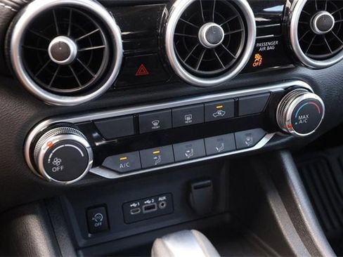 Certified 2024 Nissan Sentra SV image 17