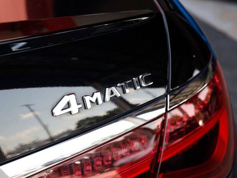 Used 2023 Mercedes-Benz S 580 4MATIC Sedan w/ AMG Line image 12