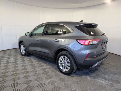 Certified 2022 Ford Escape SE w/ Convenience Package image 6