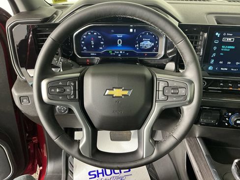 Used 2023 Chevrolet Silverado 1500 LTZ AWD/4WD image 20