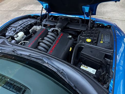 Used 1999 Chevrolet Corvette Coupe w/ Lighting Pkg RWD image 57