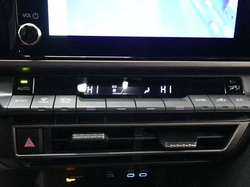 Certified 2025 Toyota Camry LE image 15