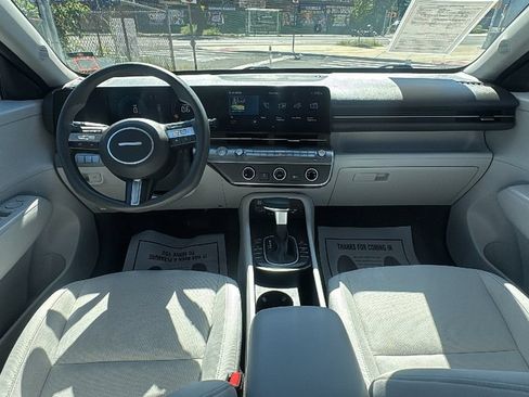 Used 2024 Hyundai Kona SE AWD/4WD image 28