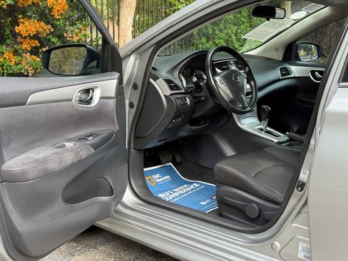 Used 2013 Nissan Sentra SR w/ Driver Pkg FWD image 8