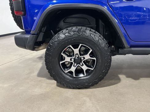 Used 2019 Jeep Wrangler Unlimited Rubicon AWD/4WD image 45