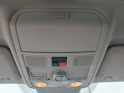 Used 2018 Volkswagen Passat 2.0T SEL Premium image 32