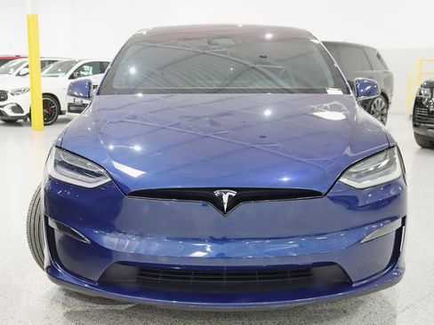 Used 2023 Tesla Model X Base image 8