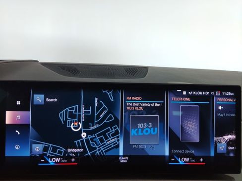 Used 2023 BMW X7 xDrive40i w/ Premium Package image 23