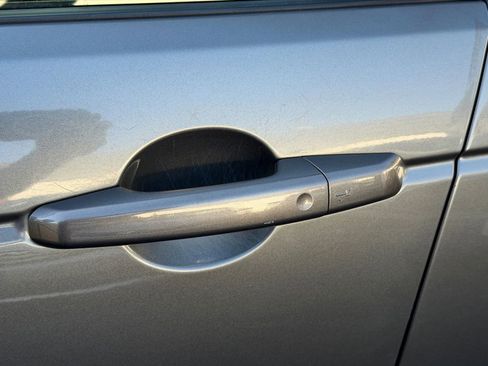 Used 2017 Land Rover Discovery Sport HSE image 51