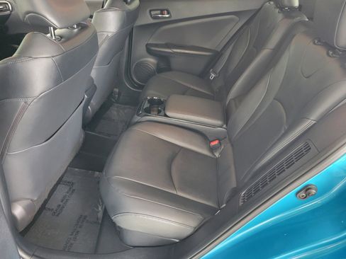 Used 2019 Toyota Prius Prime Premium w/ Carpet Mat Package FWD image 11