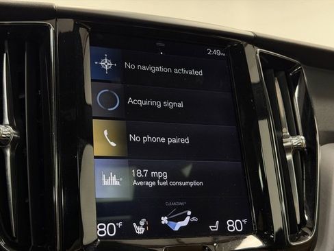 Used 2020 Volvo XC60 T5 Momentum w/ Protection Package Premier image 16