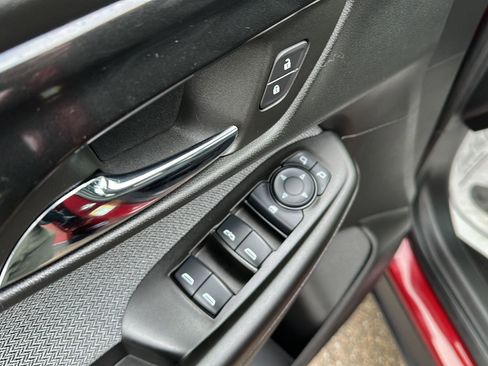 Certified 2025 Chevrolet TrailBlazer LS w/ LS Convenience Package image 17