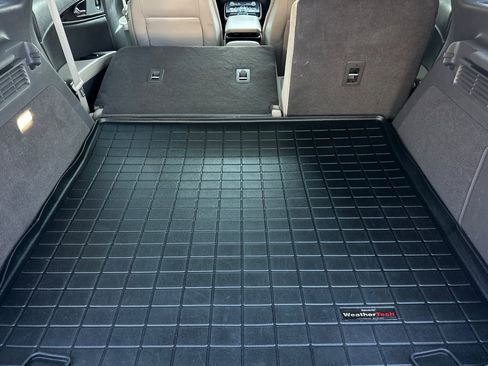 Certified 2021 Lincoln Nautilus Reserve image 14