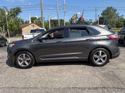 Used 2019 Ford Edge SEL w/ Equipment Group 201A AWD/4WD image 9