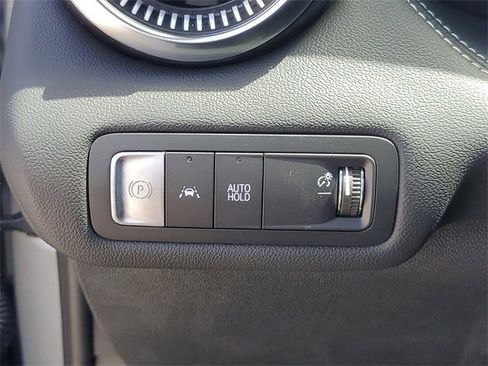 New 2025 Chevrolet Blazer EV LT image 22