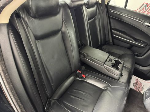 Used 2016 Chrysler 300 Limited AWD/4WD image 35