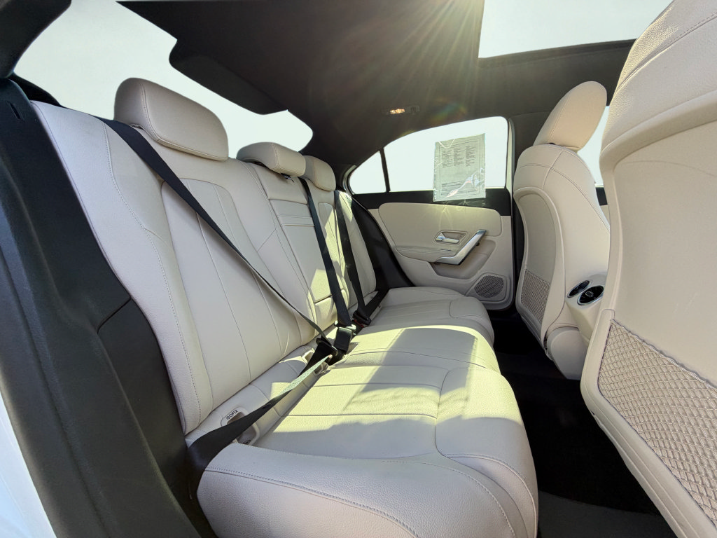 Used 2021 Mercedes-Benz A 220 image 40