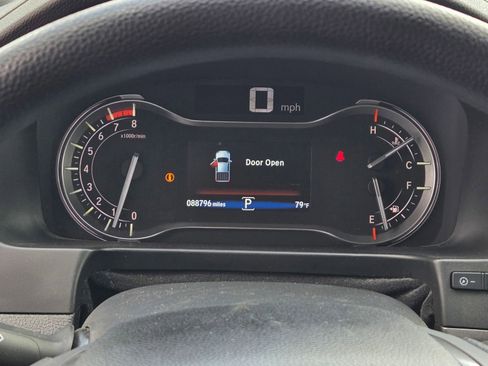 Used 2018 Honda Ridgeline Sport image 9