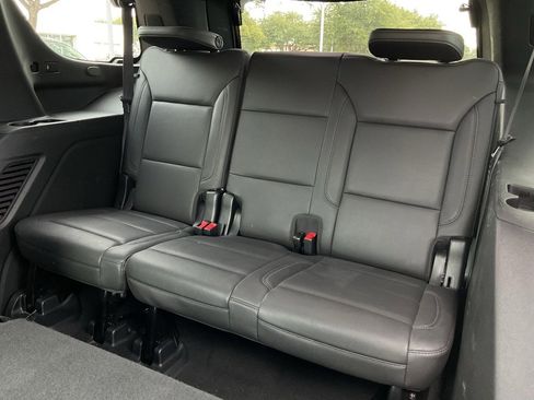 Used 2023 Chevrolet Tahoe LT w/ Luxury Package image 14