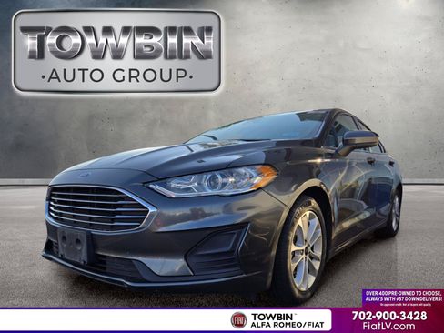 Used 2020 Ford Fusion SE FWD image 1