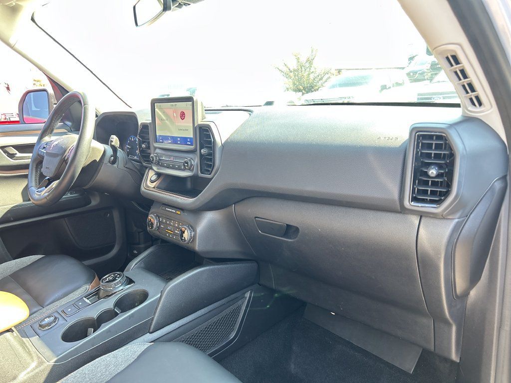 Used 2024 Ford Bronco Sport Outer Banks AWD/4WD image 16