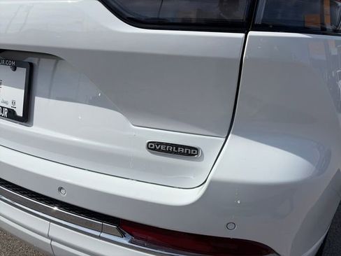 New 2025 Jeep Grand Cherokee Overland w/ Adv Protech Group III image 59