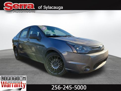 Used 2010 Ford Focus SES image 1