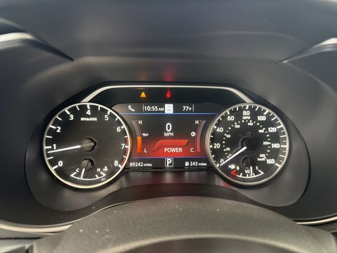 Used 2021 Nissan Maxima SR w/ Sport Mat Group FWD image 8