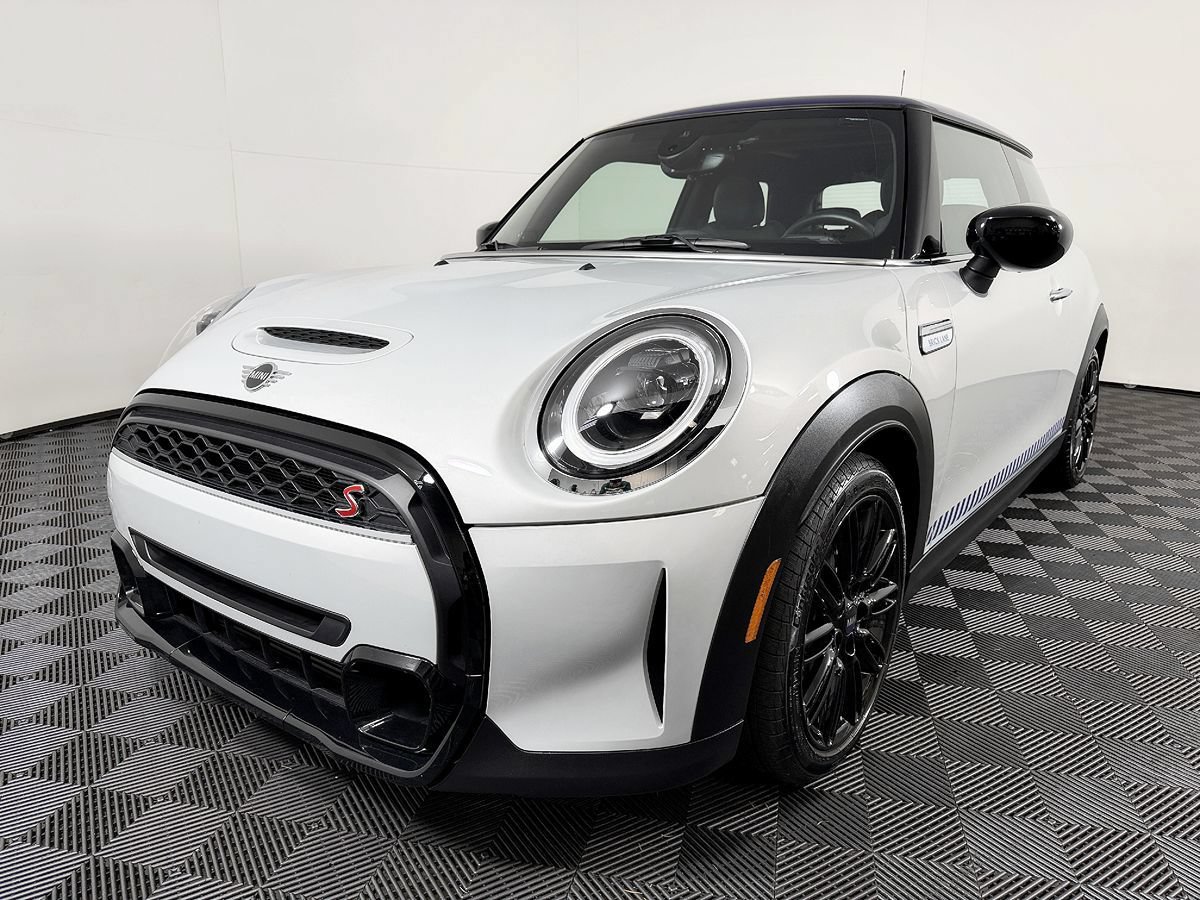 Used 2022 MINI Cooper S FWD image 3
