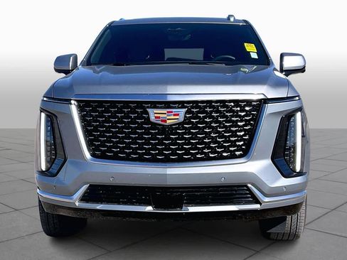 Used 2025 Cadillac Escalade ESV Premium Luxury w/ LPO, Floor Liner Package image 4