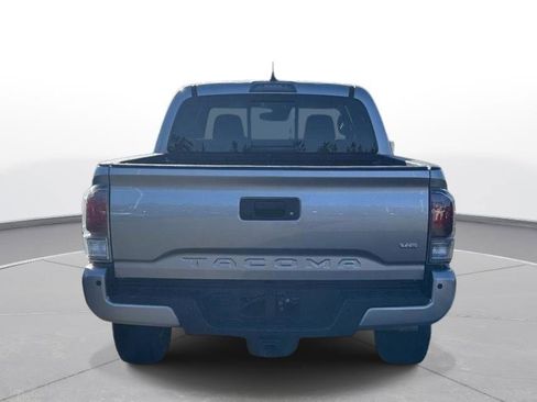 Used 2021 Toyota Tacoma TRD Off-Road w/ Technology Package image 7