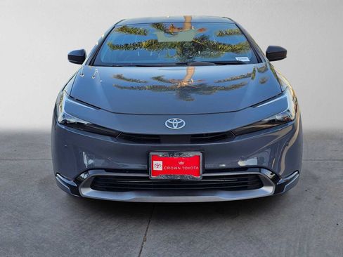 Certified 2026 Toyota Prius XLE FWD image 8